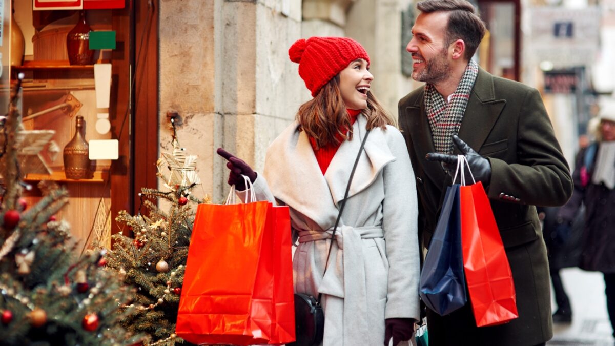 Winter Holiday Shopping Trends to Watch Out for in 2023